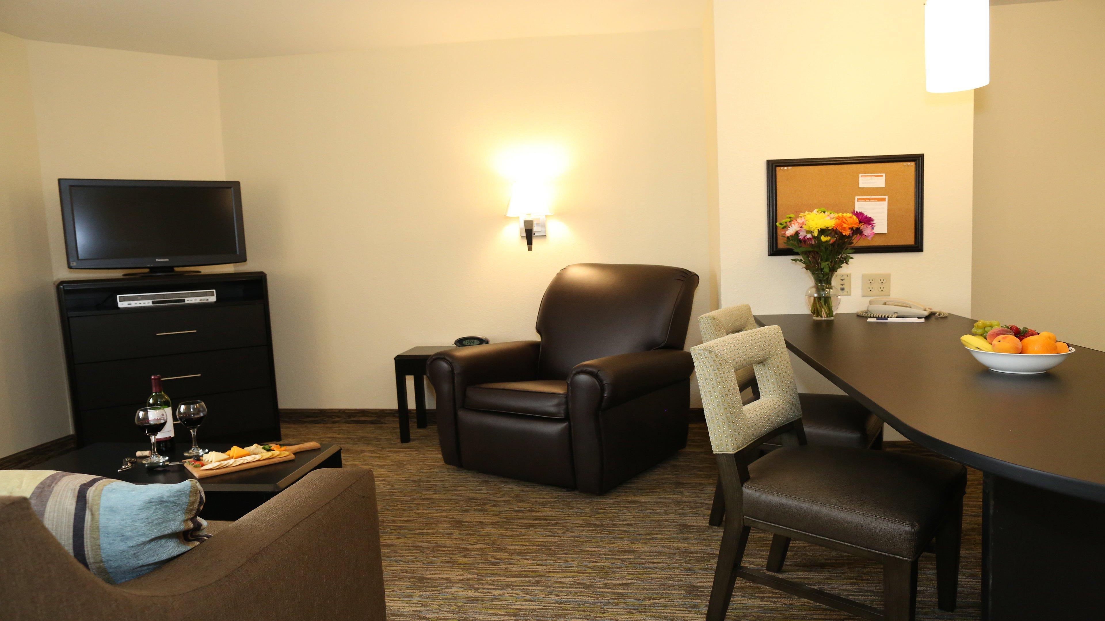 Candlewood Suites East Lansing By Ihg Exterior foto