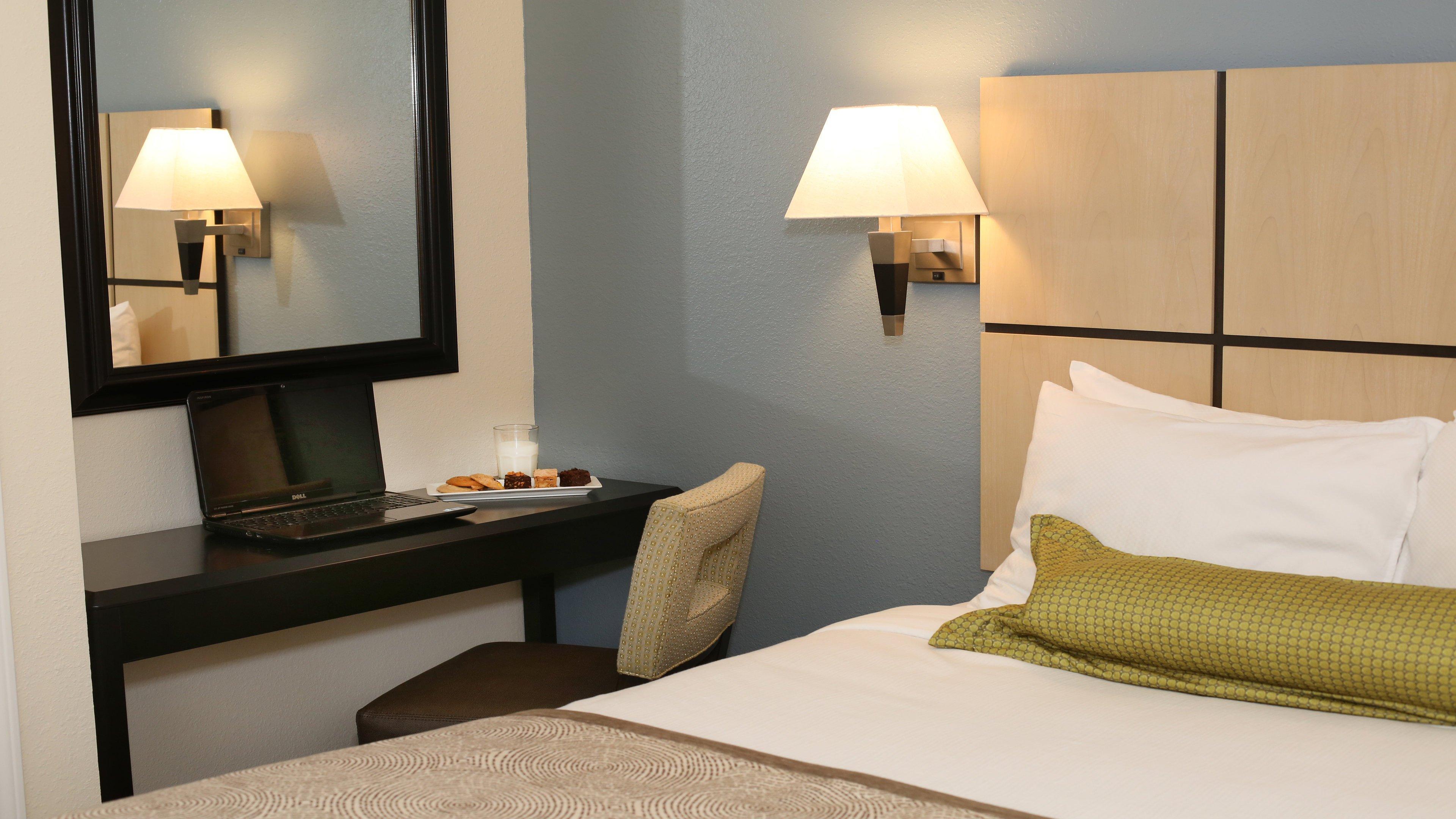 Candlewood Suites East Lansing By Ihg Exterior foto