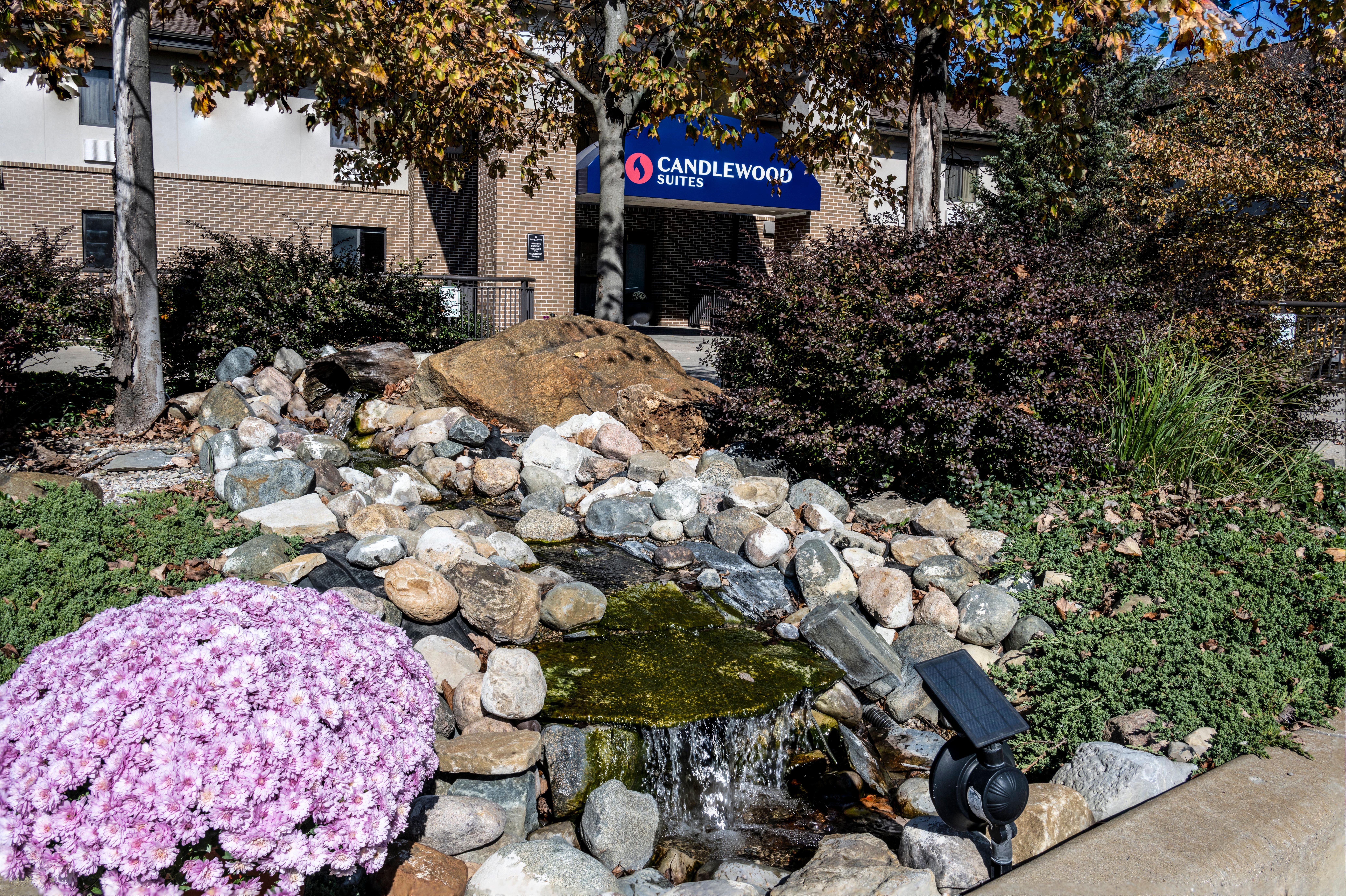 Candlewood Suites East Lansing By Ihg Exterior foto